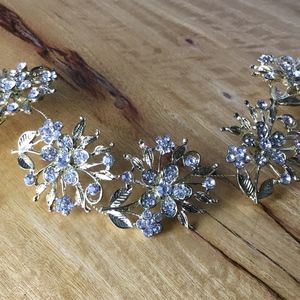 Bridal Gold toned Leaf Wedding Hair Pin